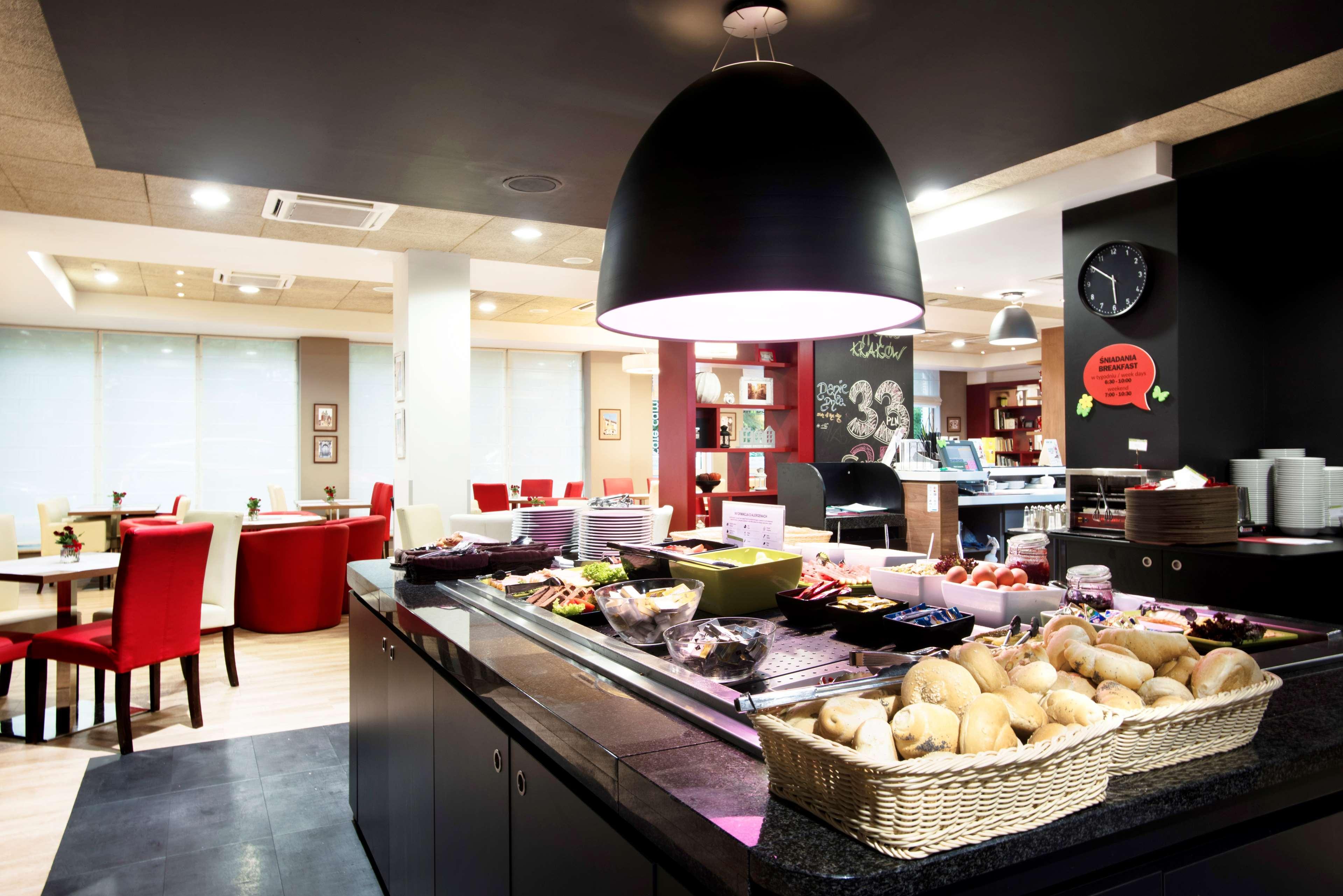 Campanile / Hotel 3*